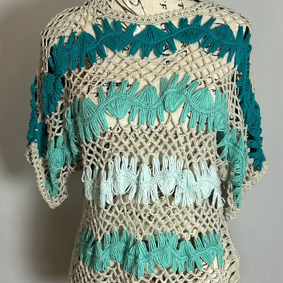 Christopher & Banks Teal and Cream Crochet Top Medium - Picture 1 of 8
